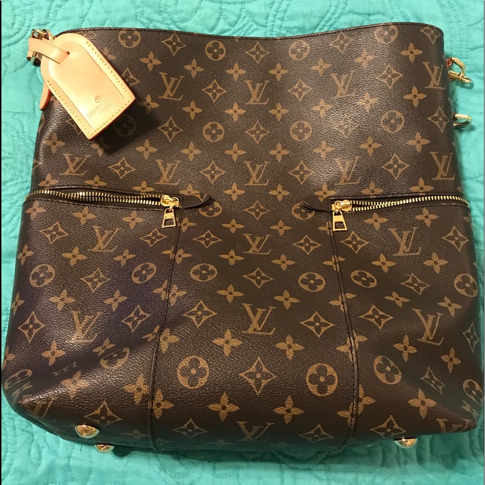 Louis Vuitton mirrored 1:1 style